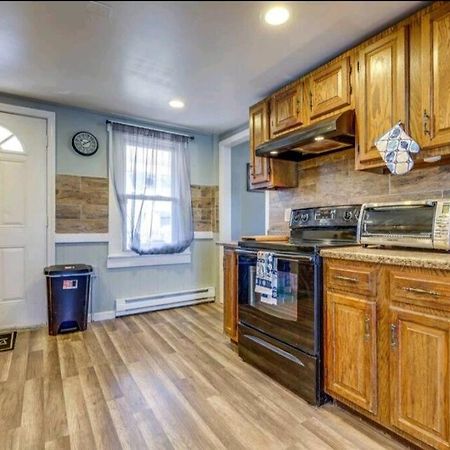 Comfortable Home Away From Home イースト・ハートフォード エクステリア 写真
