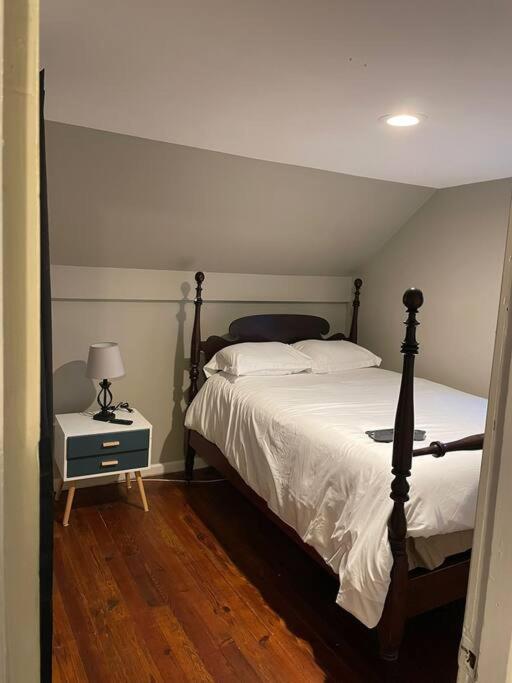 Comfortable Home Away From Home イースト・ハートフォード エクステリア 写真